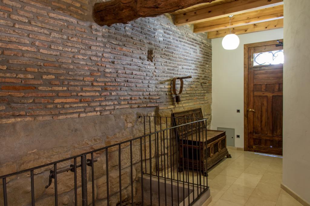 Plaza Apartamentos Бинефар Экстерьер фото